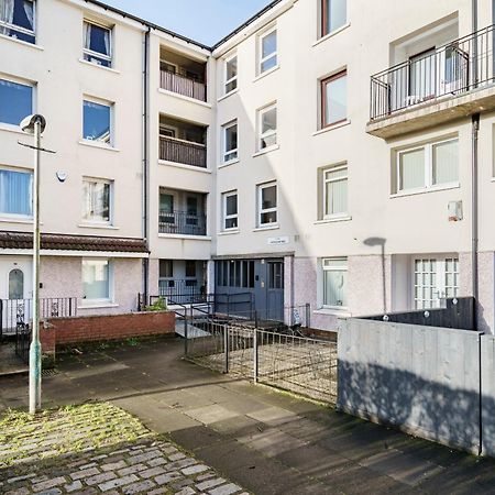 Lovely 1-Bedroom Property With Balcony In West End Glasgow Bagian luar foto