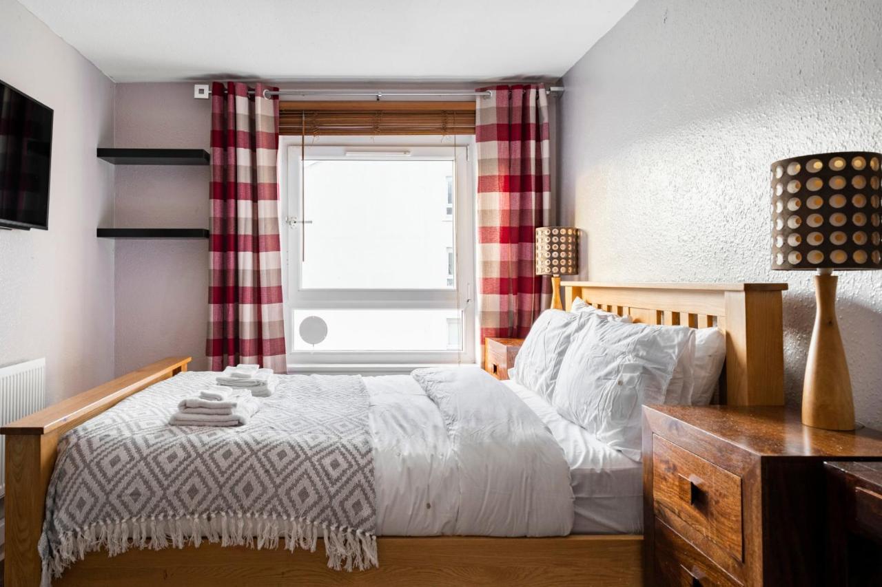Lovely 1-Bedroom Property With Balcony In West End Glasgow Bagian luar foto